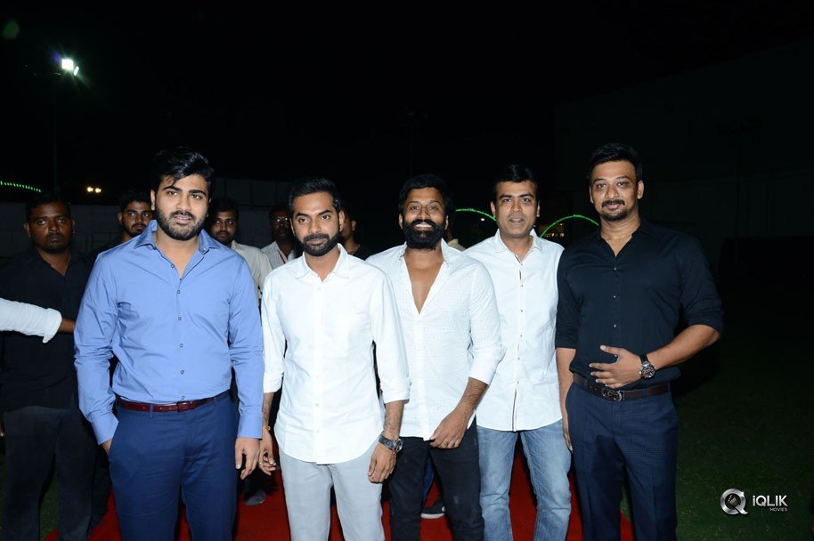 Mahanubhavudu-Movie-Pre-Release-Function